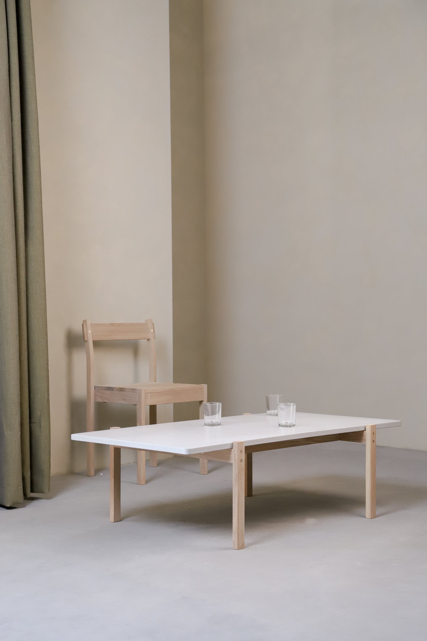 Concrete Light / Oak Light