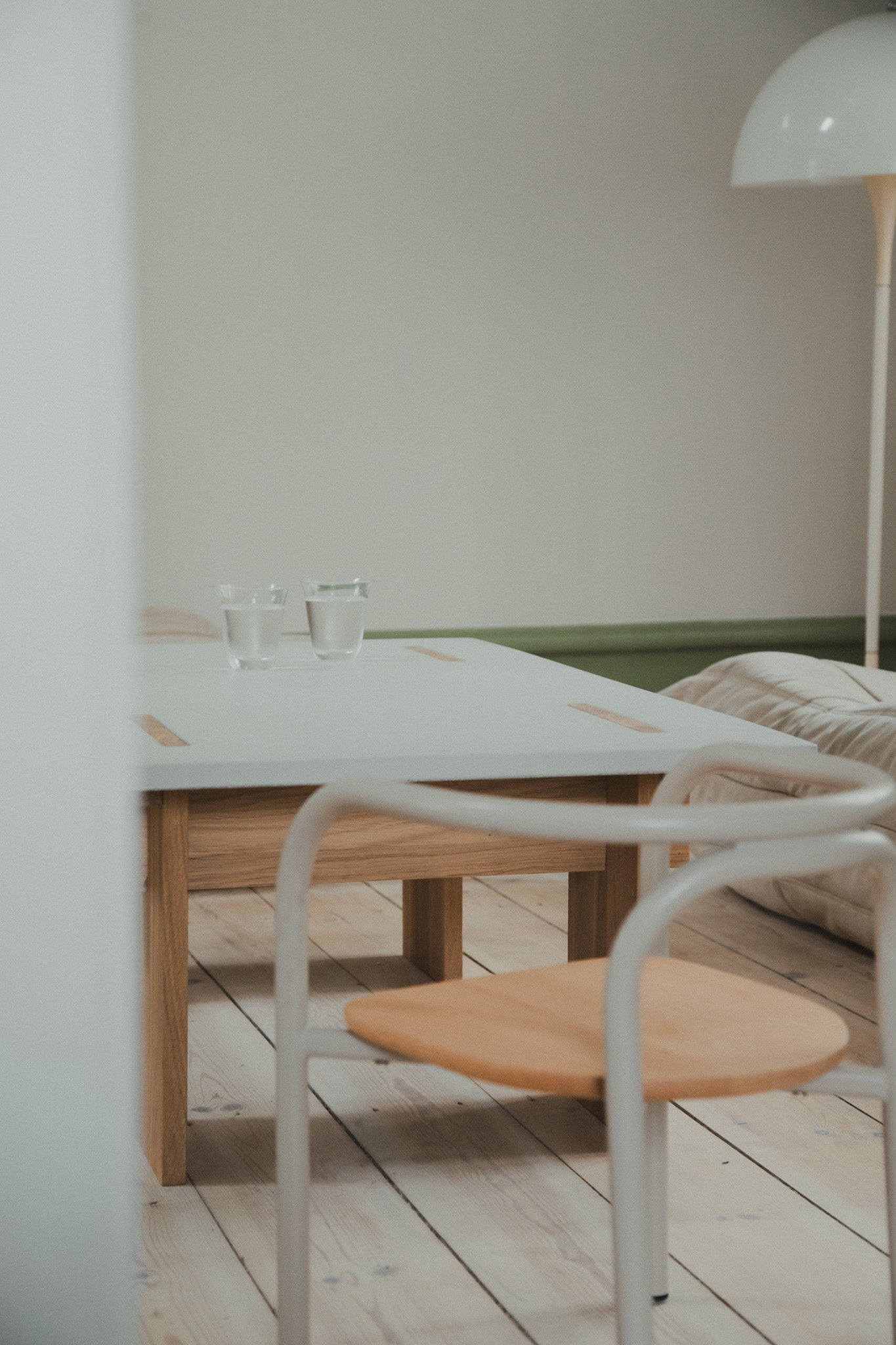 Concrete Light / Oak Light / Oak Light