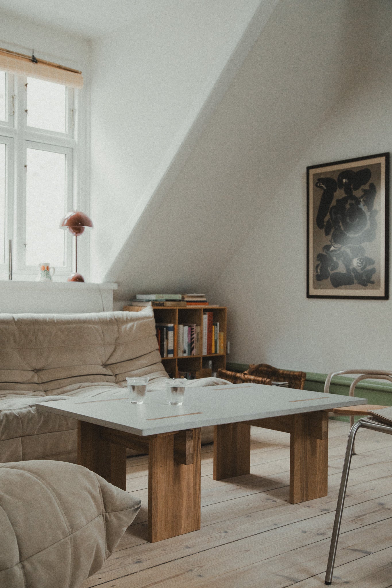 Concrete Light / Oak Light / Oak Light