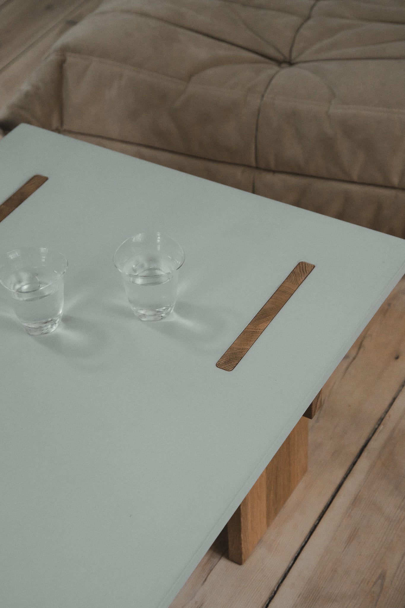 Concrete Light / Oak Light / Oak Light