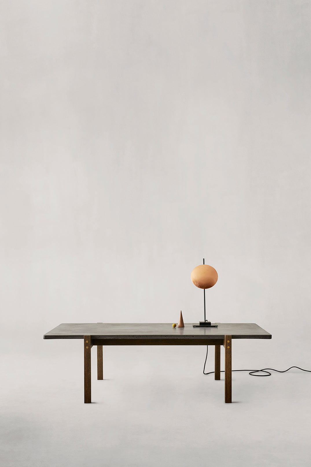 Concrete Dark / Oak Dark