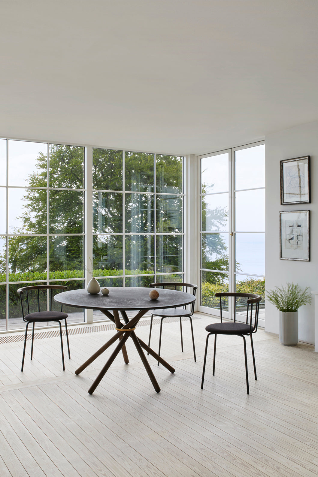 Concrete Dark / Oak Dark