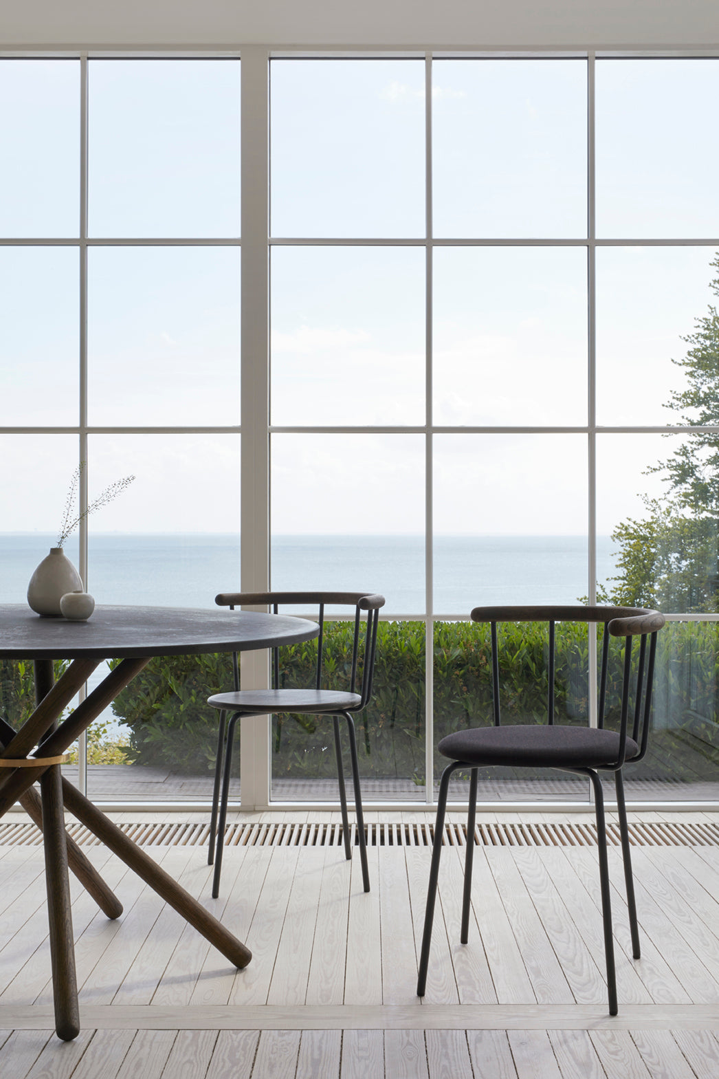 Concrete Dark / Oak Dark