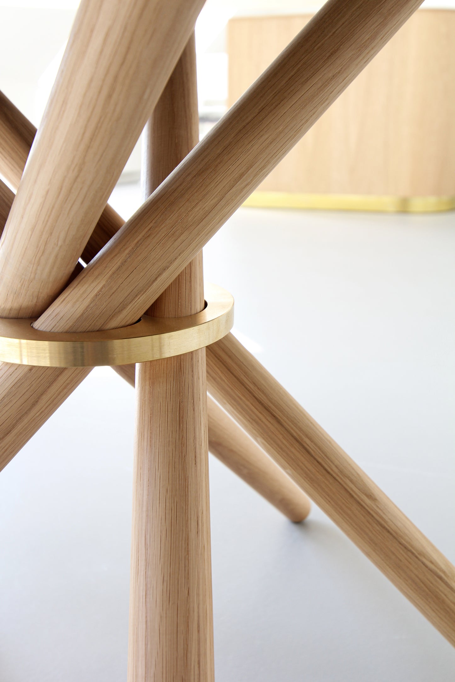 Concrete Light / Oak Light