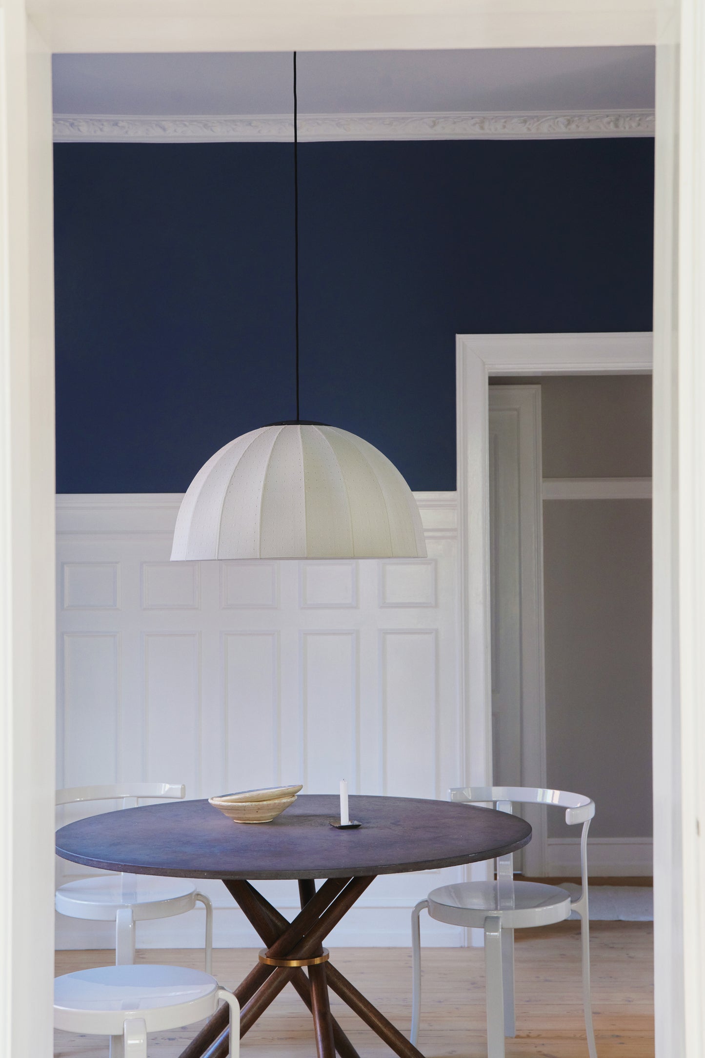 Concrete Dark / Oak Dark